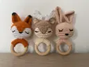 Anneau de dentition avec tête amigurumi