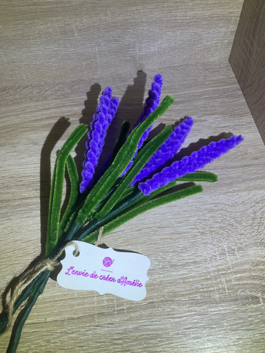 Lavande artisanales en fil chenille – Fait main 